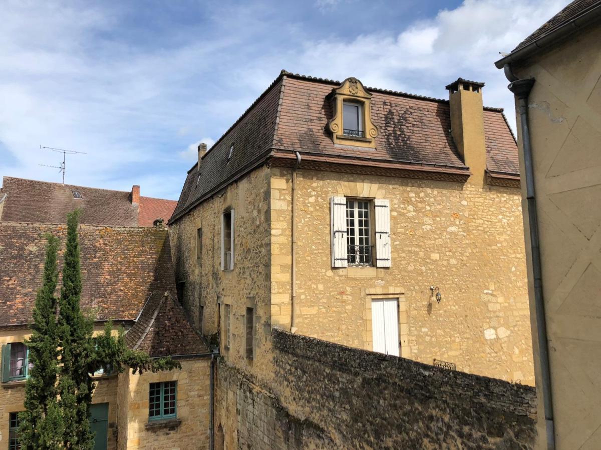 Les Appartements Chambon Сарла-ла-Канеда Екстериор снимка
