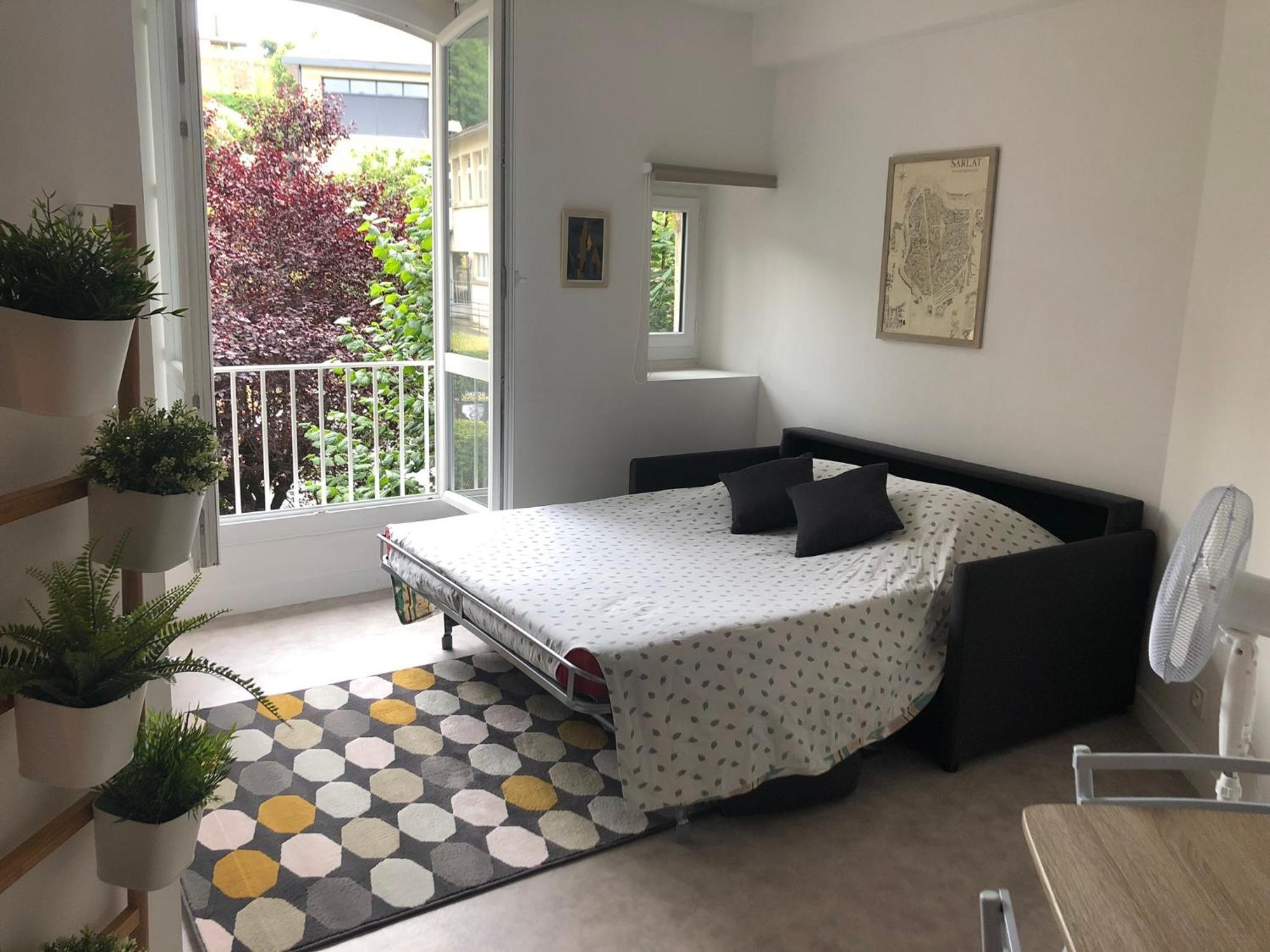 Les Appartements Chambon Сарла-ла-Канеда Стая снимка